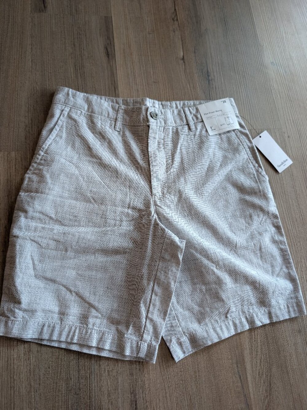 Men's Goodfellow and Co Flat-front Shorts Size 28 - NWT